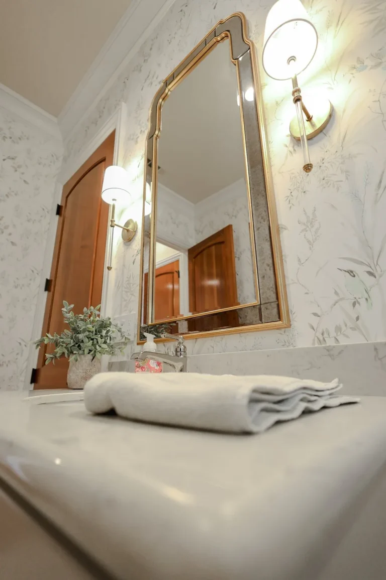 Powder room detail